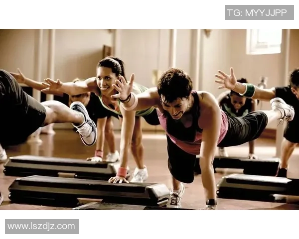 广州乒乓球队耐力训练揭秘:如何在比赛中保持最佳状态与持久竞争力 广州乒乓球队耐力训练揭秘:如何在比赛中保持最佳状态与持久竞争力