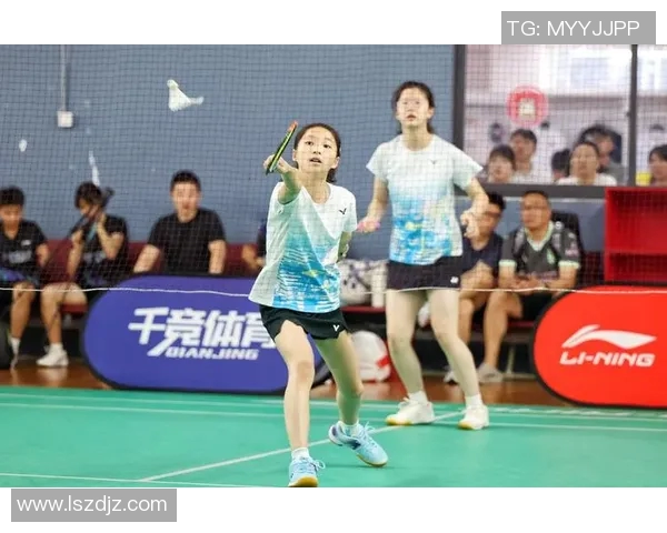 成都羽毛球队团队协作能力提升显著荣获全国排名新高 成都羽毛球队团队协作能力提升显著荣获全国排名新高