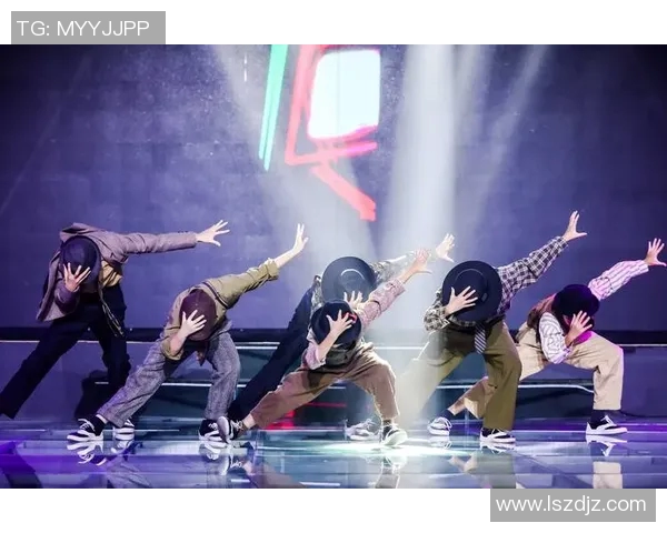 张伟专访:从街头到舞台的蜕变与坚持,回顾我的街舞人生旅程 张伟专访:从街头到舞台的蜕变与坚持,回顾我的街舞人生旅程