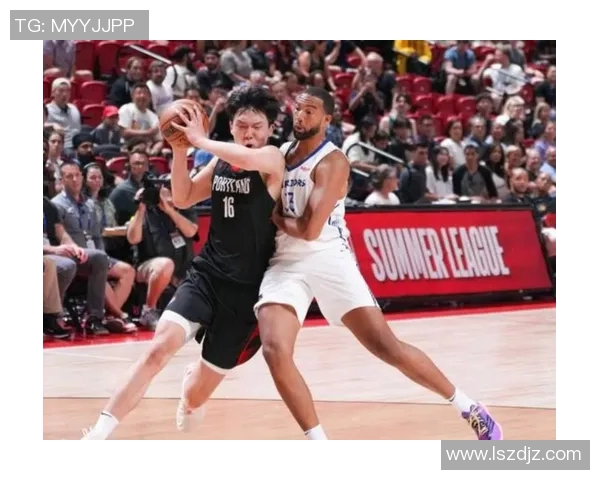 快船与凯尔特人激战正酣NBA赛场精彩对决引发球迷热议 快船与凯尔特人激战正酣NBA赛场精彩对决引发球迷热议