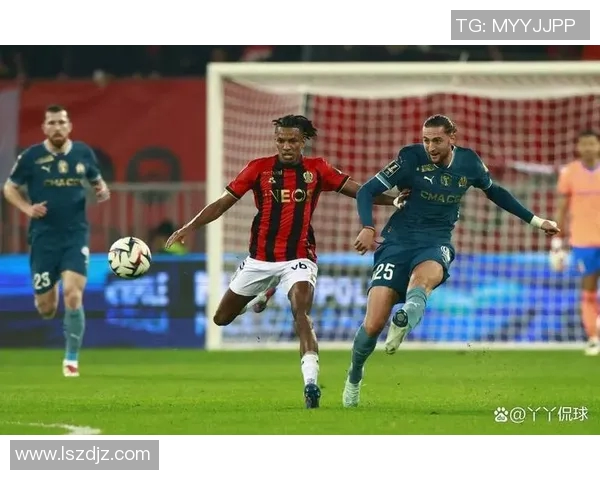 法甲梅斯主场迎战尼斯雪花纷飞增添比赛悬念与魅力