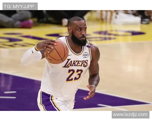 詹姆斯历史性突破成就四万分一万板一万助的传奇时刻